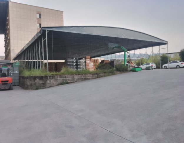 大型倉(cāng)庫(kù)雨棚