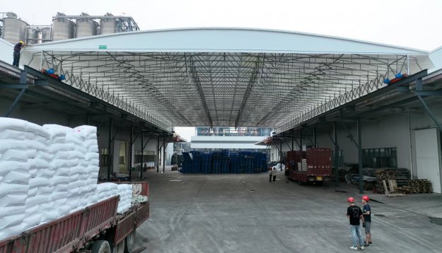 懸空電動(dòng)雨棚